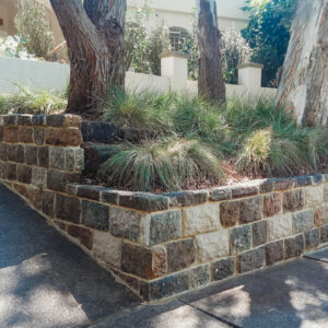 sandstone retaining wall